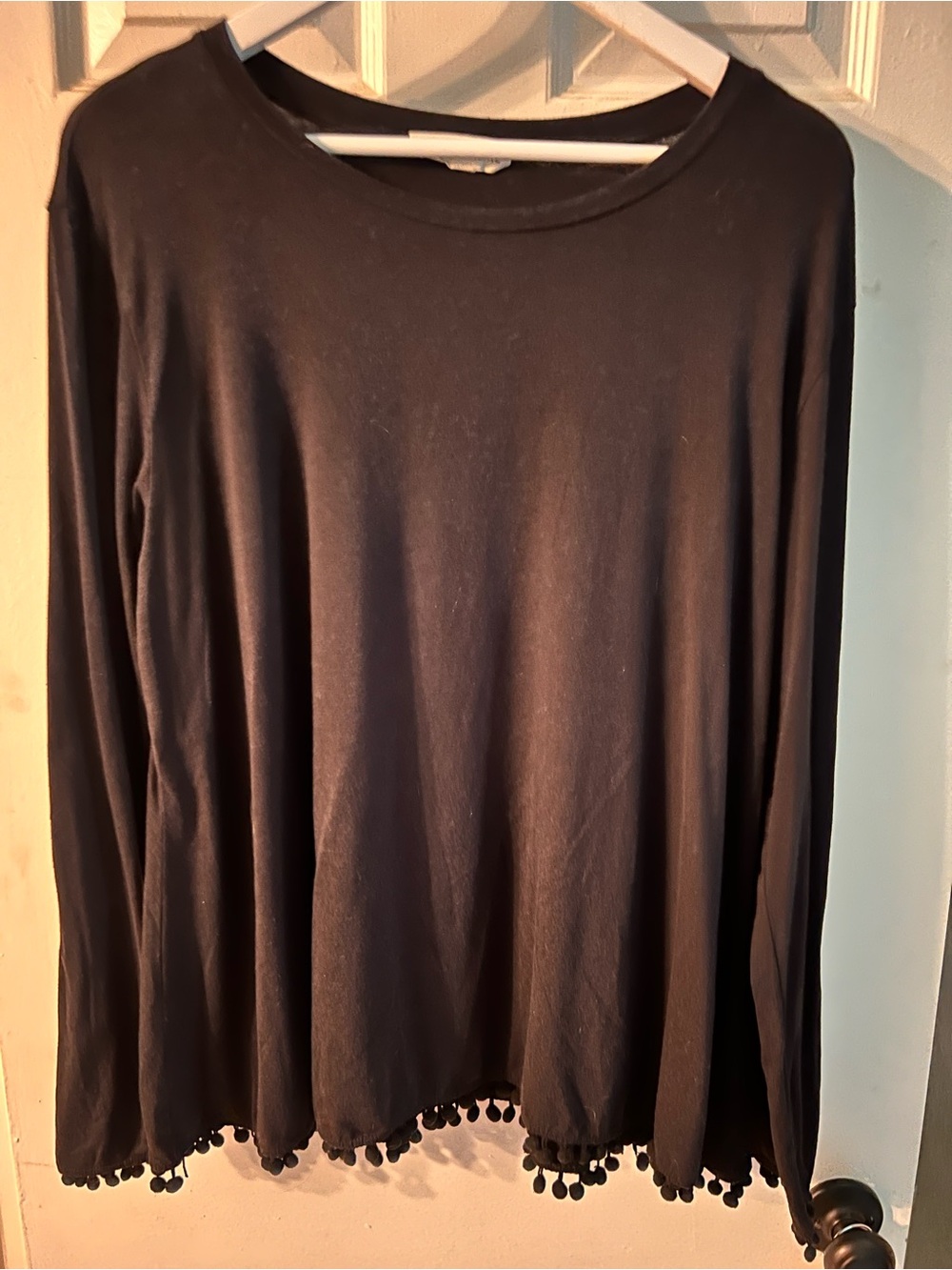 Calme Black Long Sleeve Pom-Hem Tee